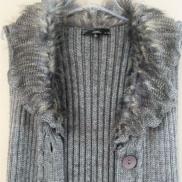Sioni Wool Blend Faux Fur Long Sleeveless Cardigan Button Vest Size XL - Picture 5 of 15